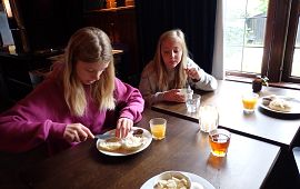 Dinsdag Compleet