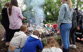 Dinsdag Compleet